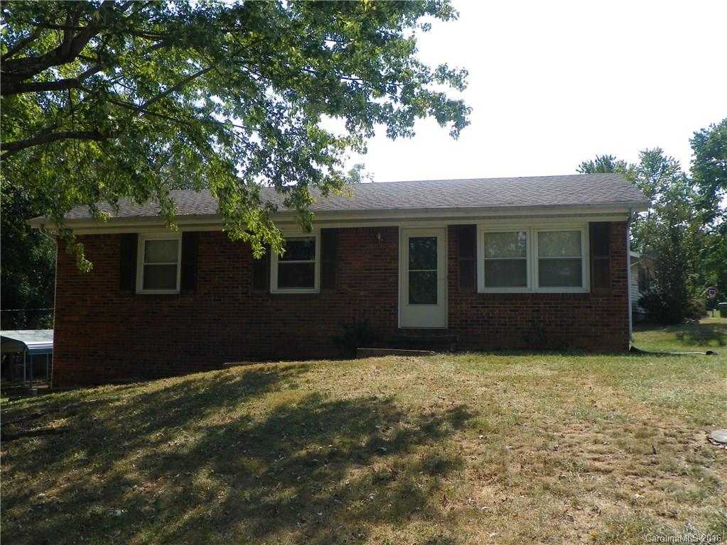 9 Lancelot Lane Asheville NC 28806