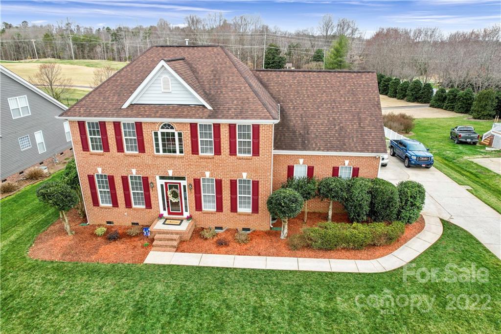 110 Fox Den Circle Statesville NC 28677