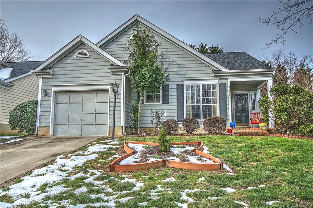 8529 Lockerbie Lane Charlotte NC 28215