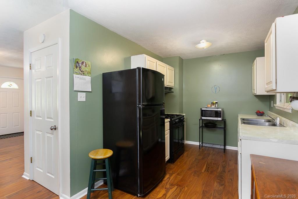 19 Evelake Drive Asheville NC 28806