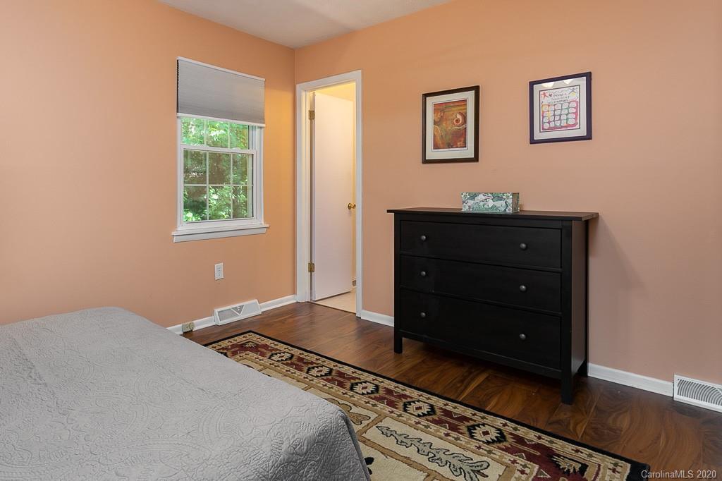 19 Evelake Drive Asheville NC 28806