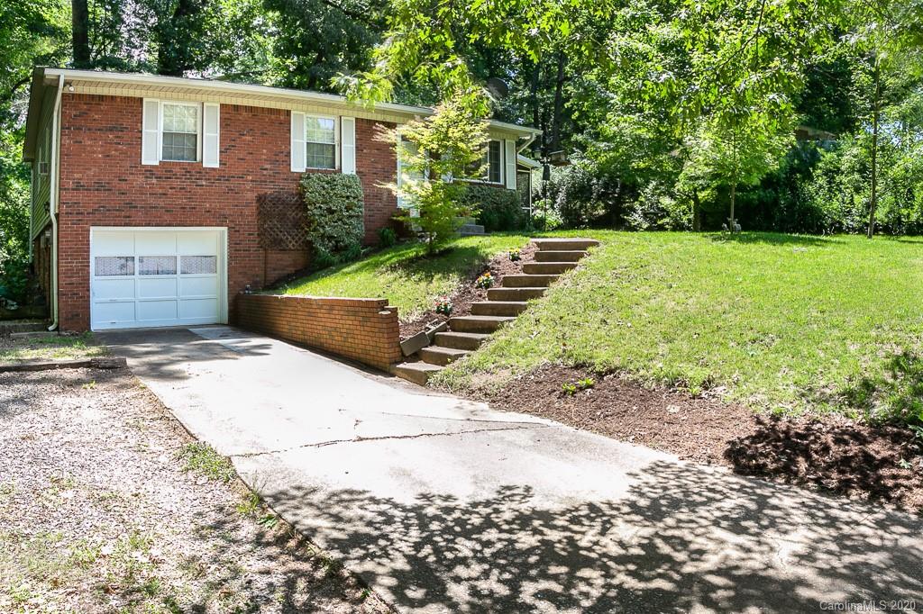 19 Evelake Drive Asheville NC 28806
