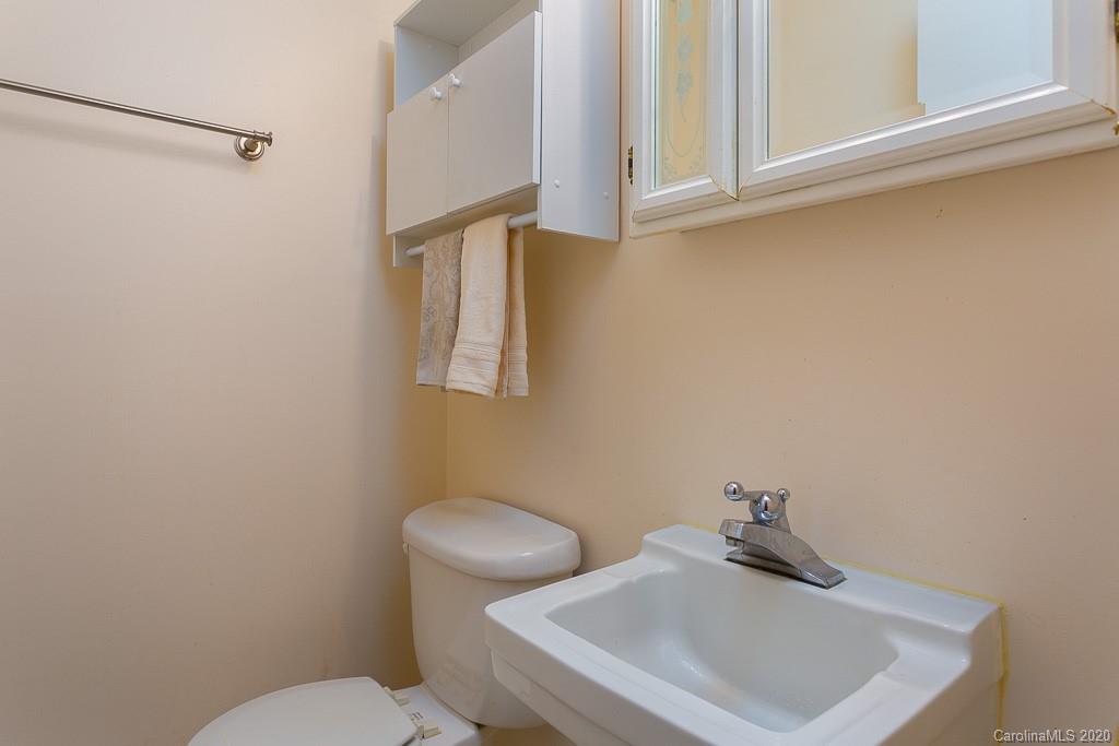 19 Evelake Drive Asheville NC 28806