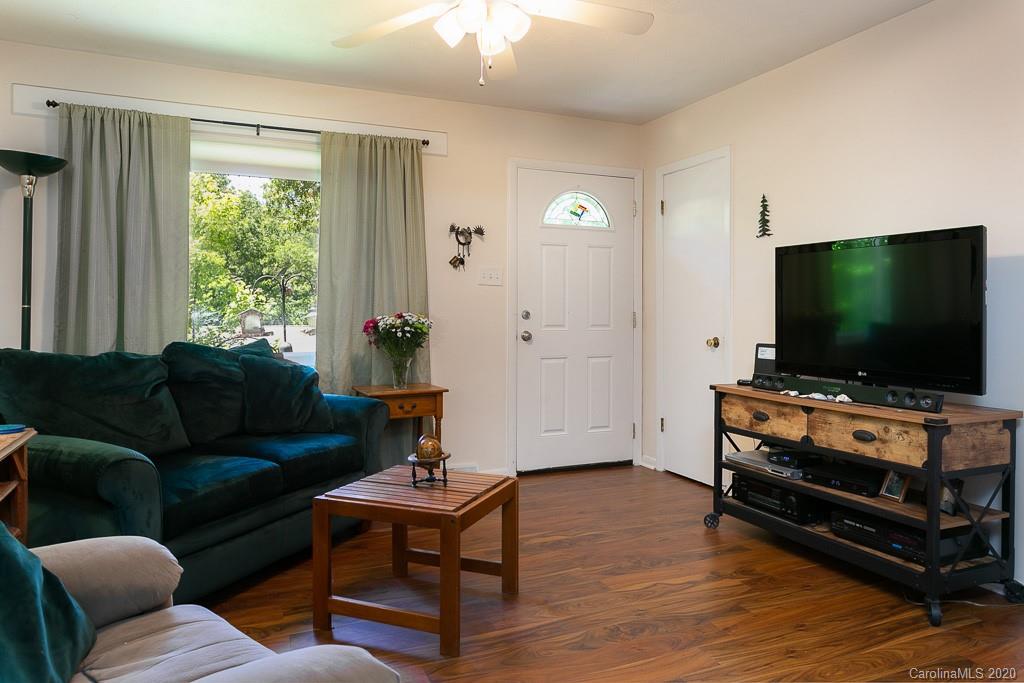 19 Evelake Drive Asheville NC 28806