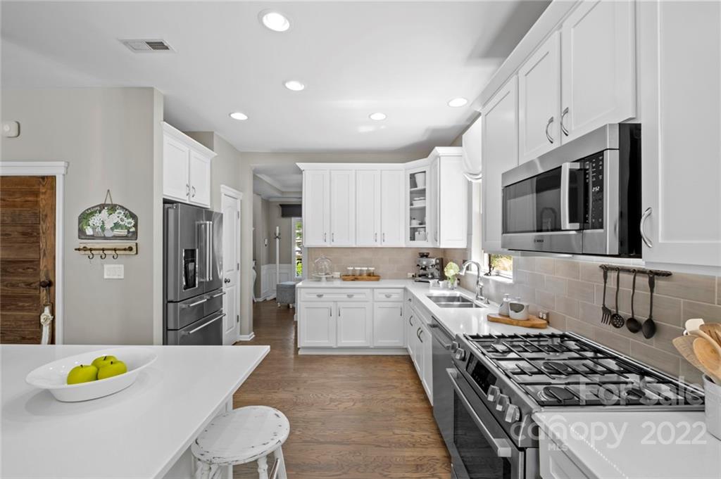 1096 Stonedown Lane Matthews NC 28104