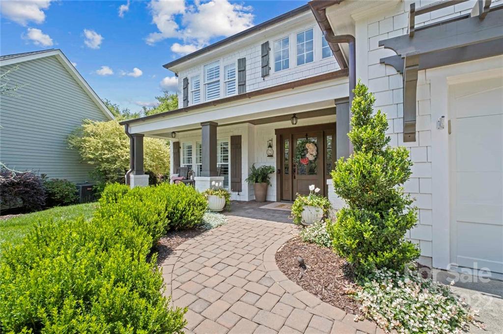 1096 Stonedown Lane Matthews NC 28104