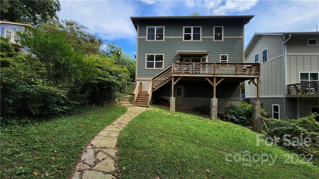 27 Hubbard Avenue Asheville NC 28806