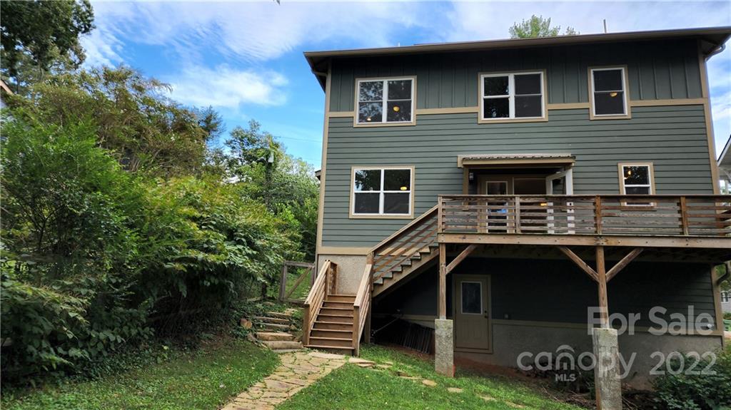 27 Hubbard Avenue Asheville NC 28806