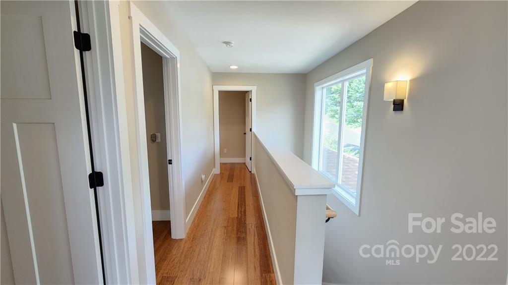 27 Hubbard Avenue Asheville NC 28806