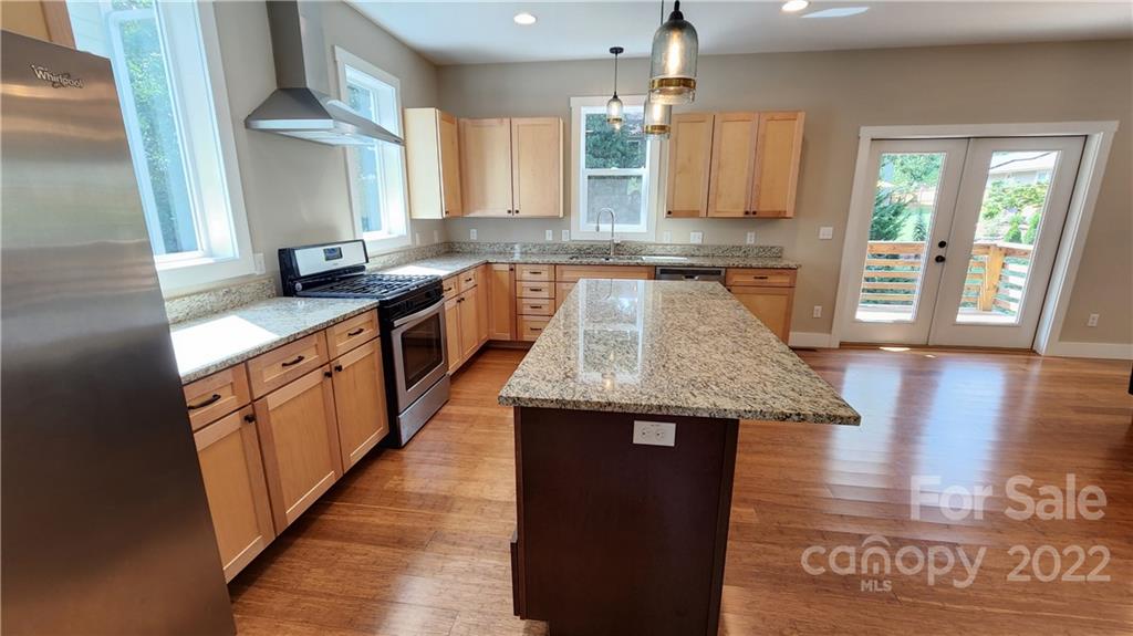 27 Hubbard Avenue Asheville NC 28806