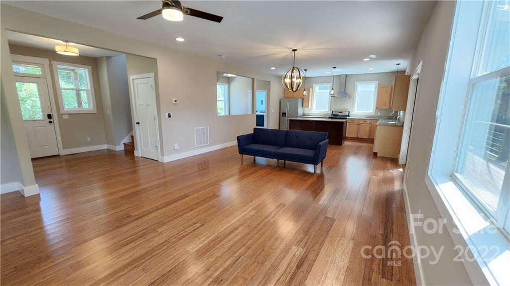 27 Hubbard Avenue Asheville NC 28806