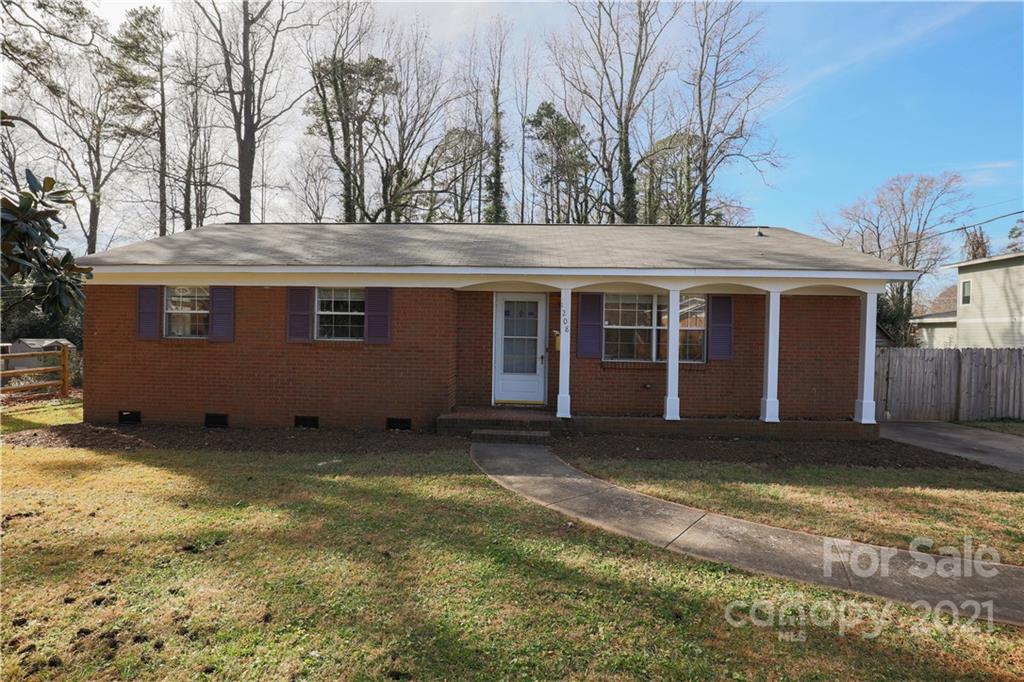 1208 Shannonhouse Drive Charlotte NC 28215