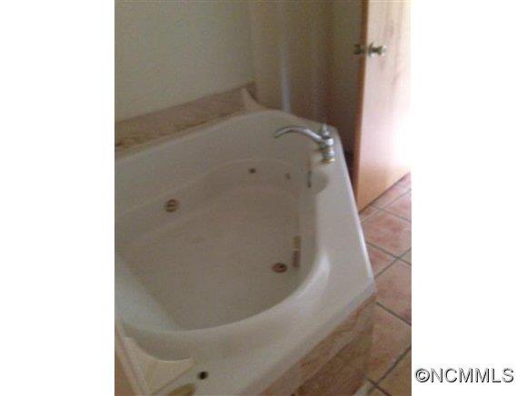 138 Cisco Road Asheville NC 28805