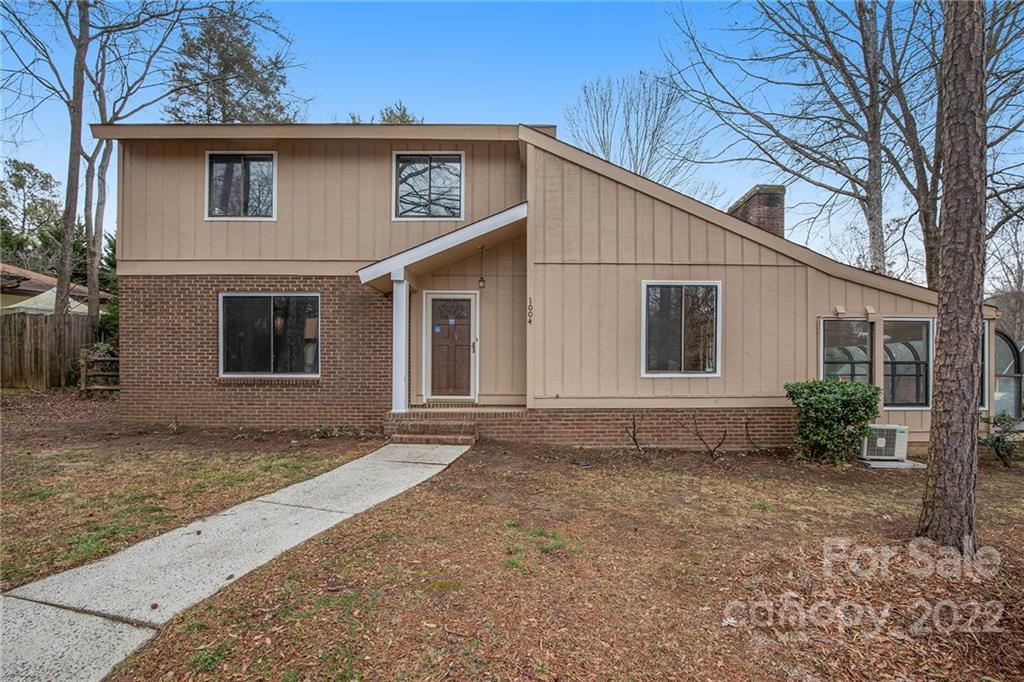 1004 Richard Barry Drive Charlotte NC 28270
