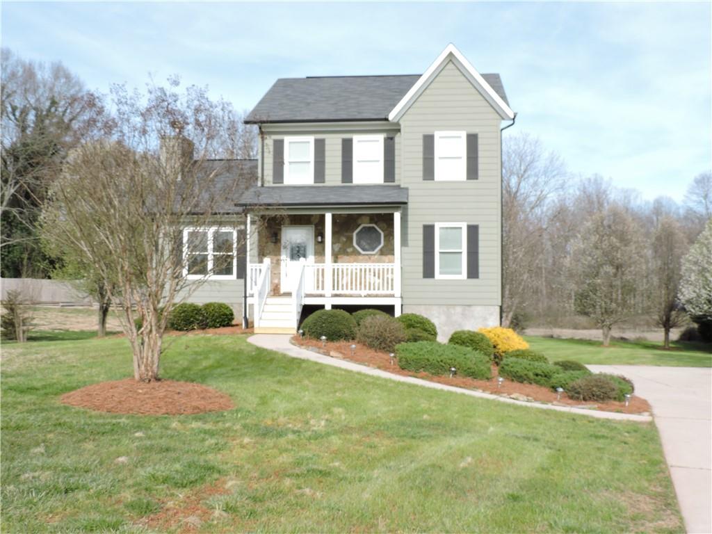 1642 Berkshire Drive Hickory NC 28602