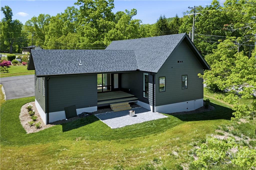 102 Timberview Drive Swannanoa NC 28778