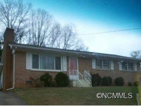 19 Wagon Road Asheville NC 28805