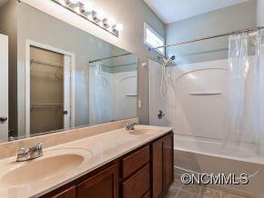 78 Woodcreek Circle Swannanoa NC 28778