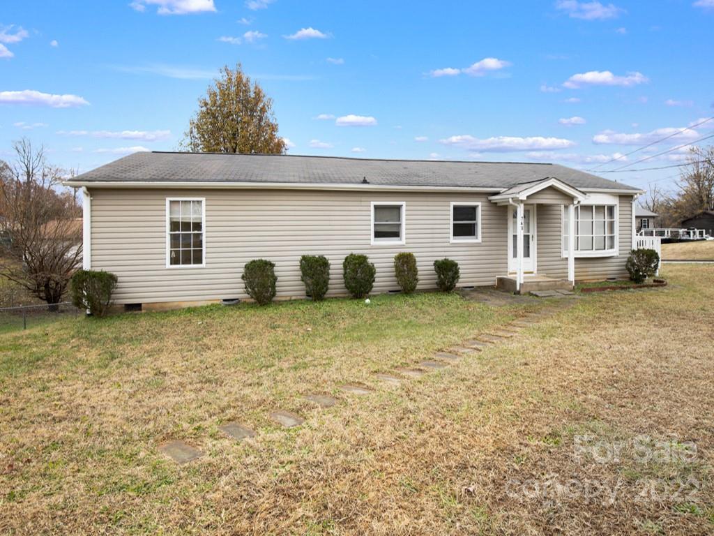 740 7th Avenue Court SE Hickory NC 28602