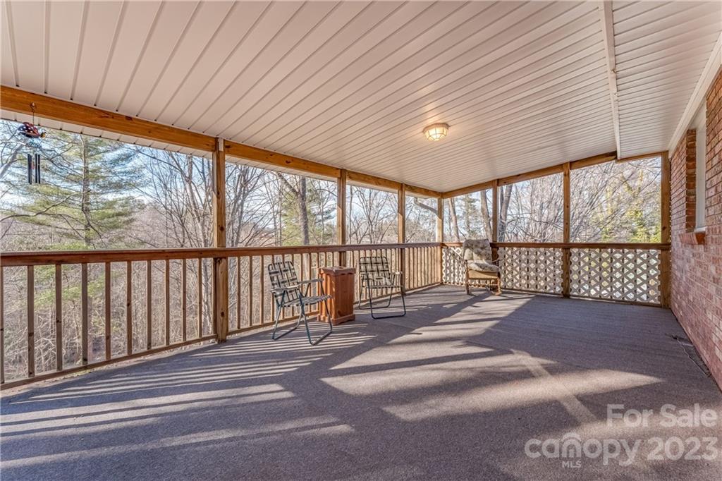 17 Fieldcrest Circle Asheville NC 28806