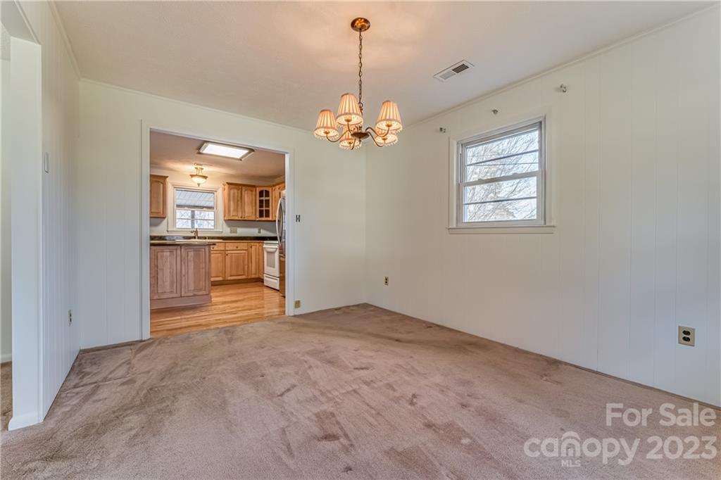 17 Fieldcrest Circle Asheville NC 28806