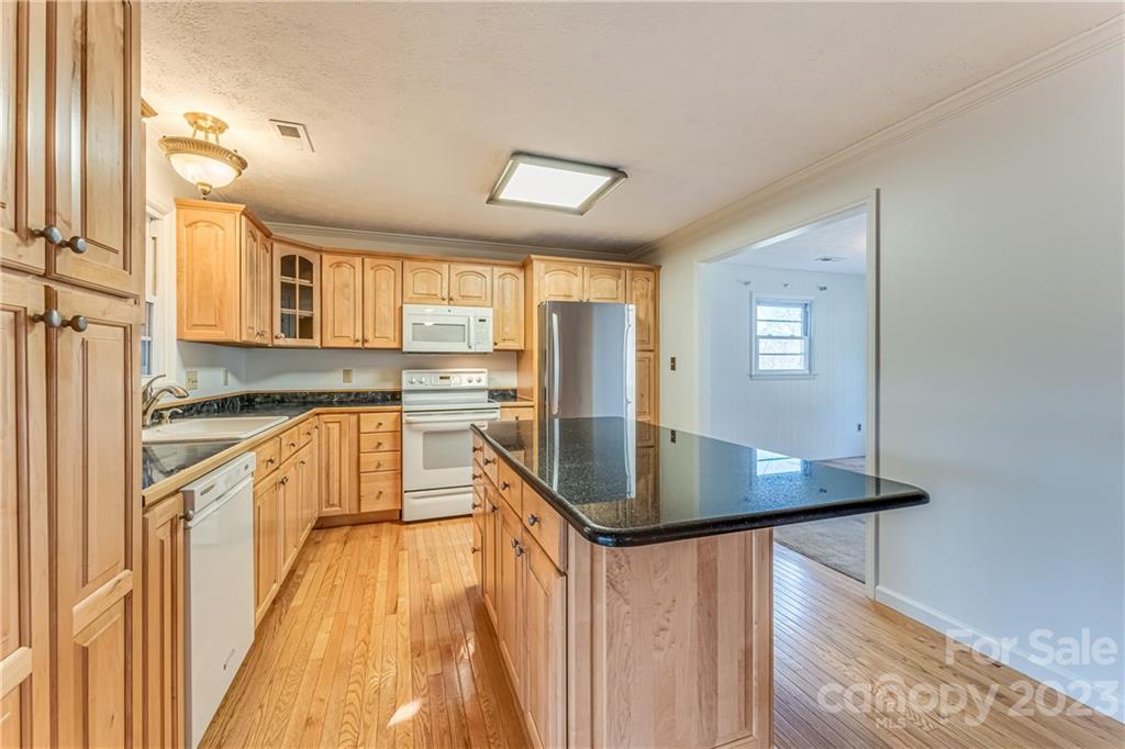 17 Fieldcrest Circle Asheville NC 28806