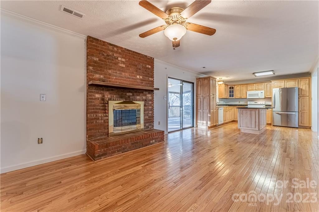 17 Fieldcrest Circle Asheville NC 28806