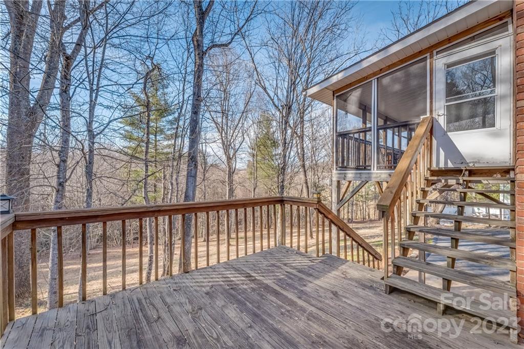 17 Fieldcrest Circle Asheville NC 28806