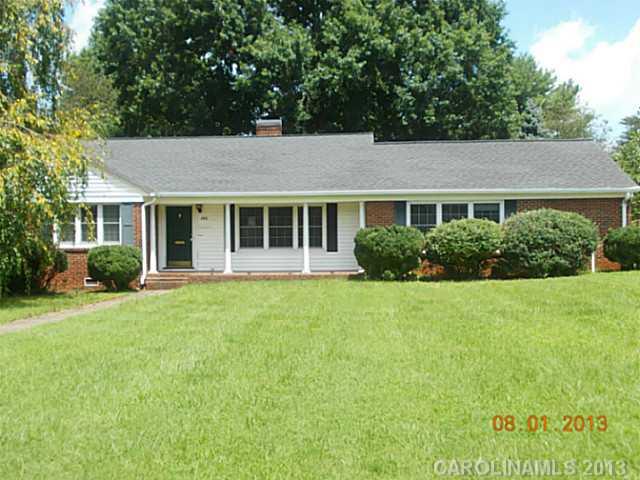 488 Ridgeway Avenue Statesville NC 28677