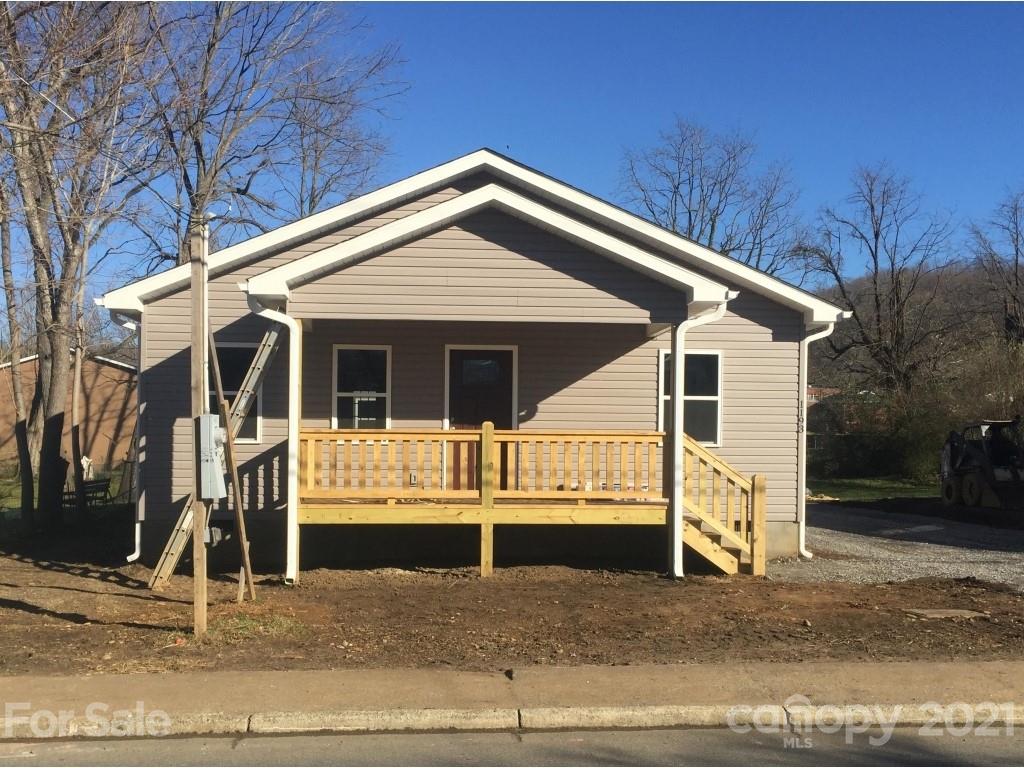 1193 Brown Avenue Waynesville NC 28786