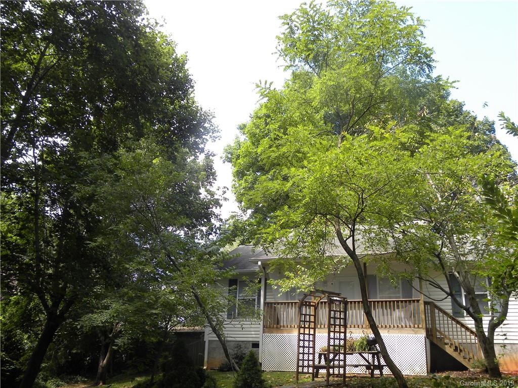 23 Peace Street Asheville NC 28806