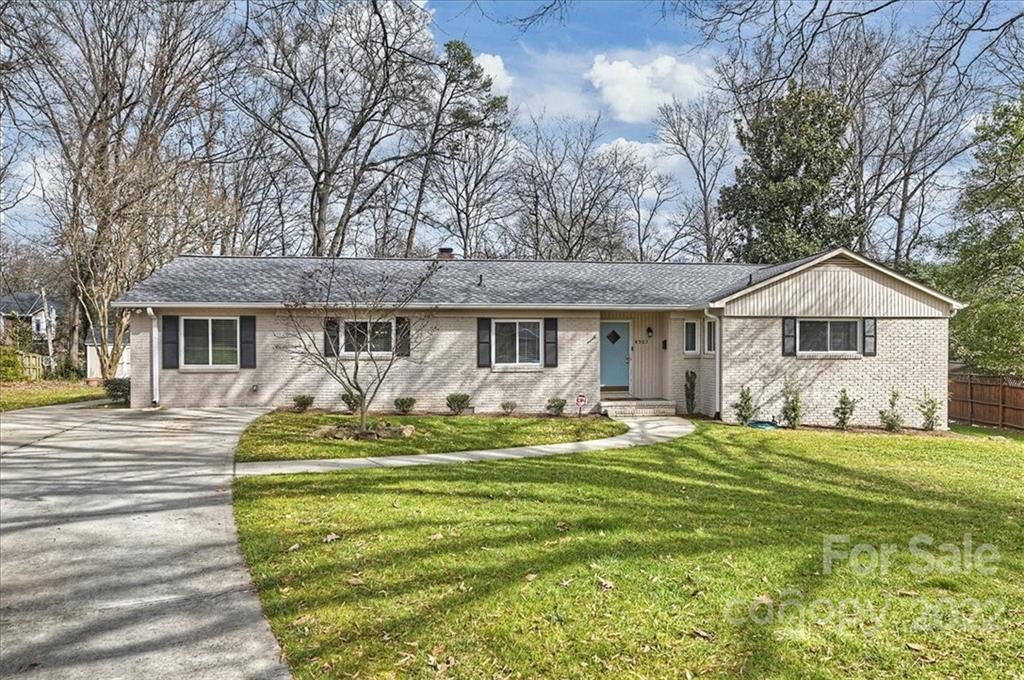 4505 Fenwick Court Charlotte NC 28209