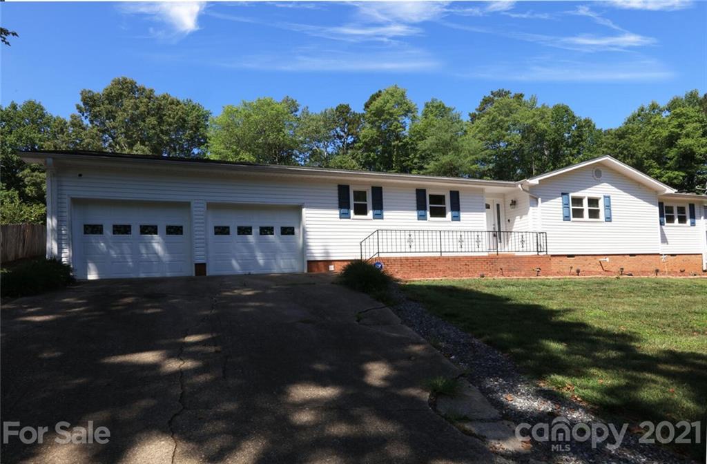 6101 Northlakes Drive Hickory NC 28601