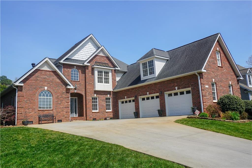 3121 17th Street Lane NE Hickory NC 28601