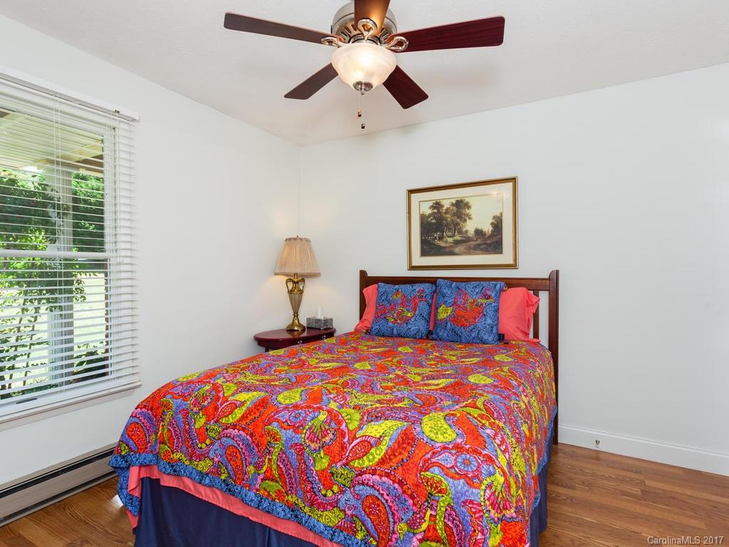 110 Brooks Cove Road Candler NC 28715