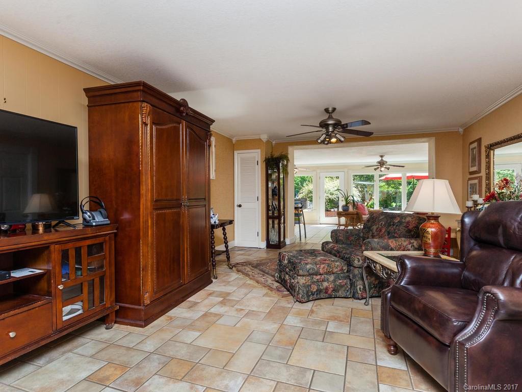 110 Brooks Cove Road Candler NC 28715