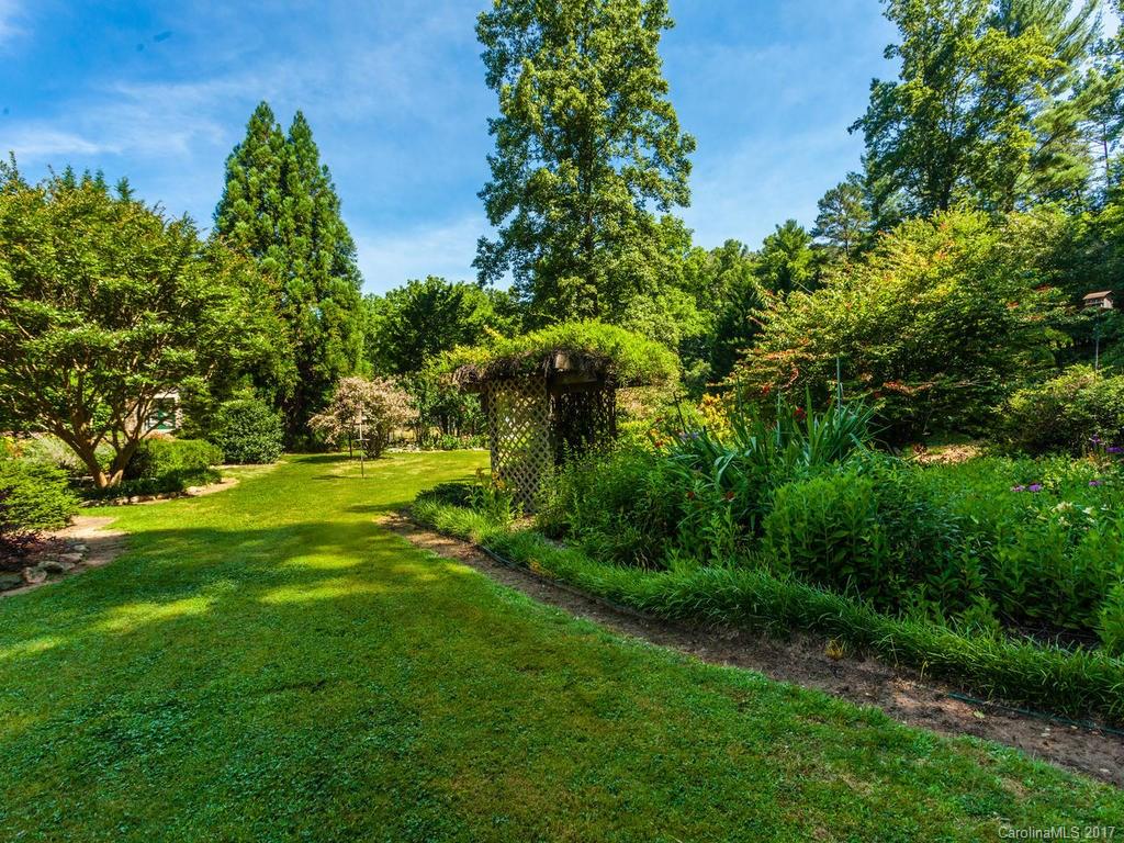 110 Brooks Cove Road Candler NC 28715