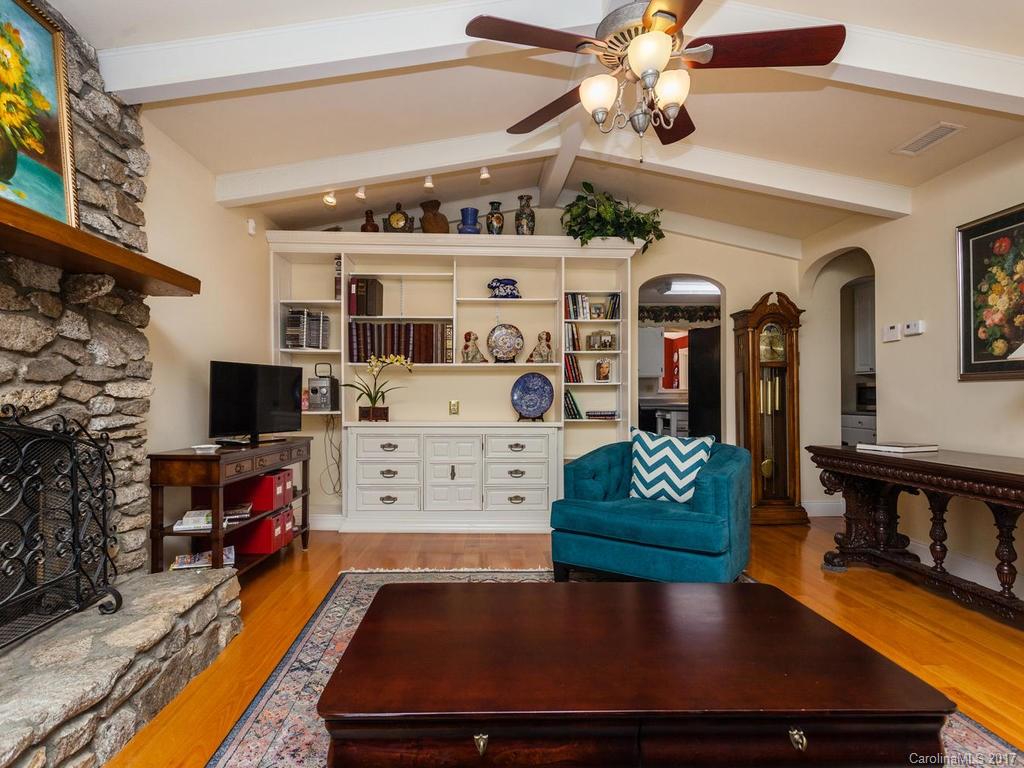 110 Brooks Cove Road Candler NC 28715