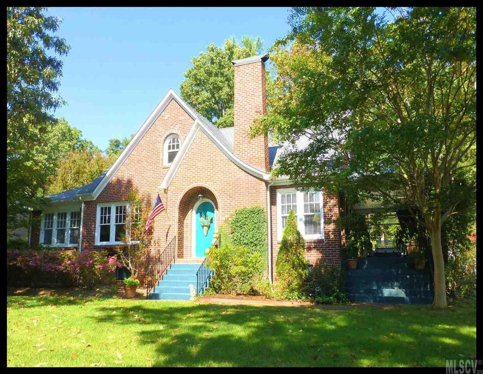 128 8th Avenue NW Hickory NC 28601