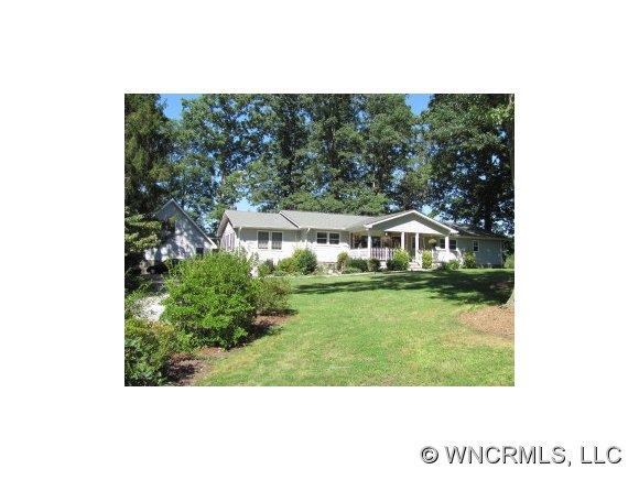 21 Warlick Road Mills River NC 28759