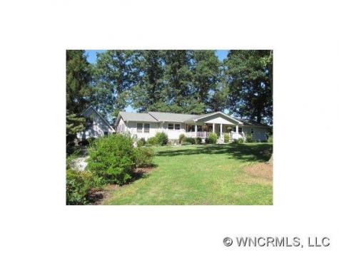 21 Warlick Road Mills River NC 28759