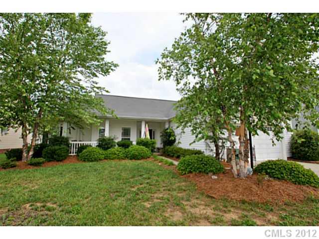 8813 Castle Cliff Drive Matthews NC 28105