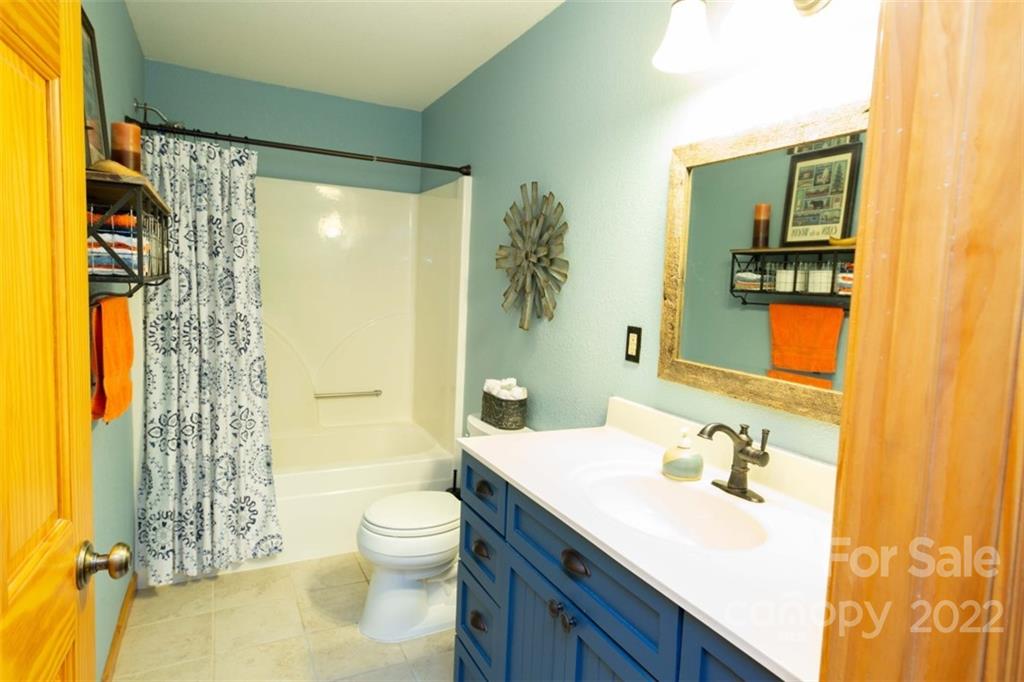 1645 Hickory Springs Road Burnsville NC 28714