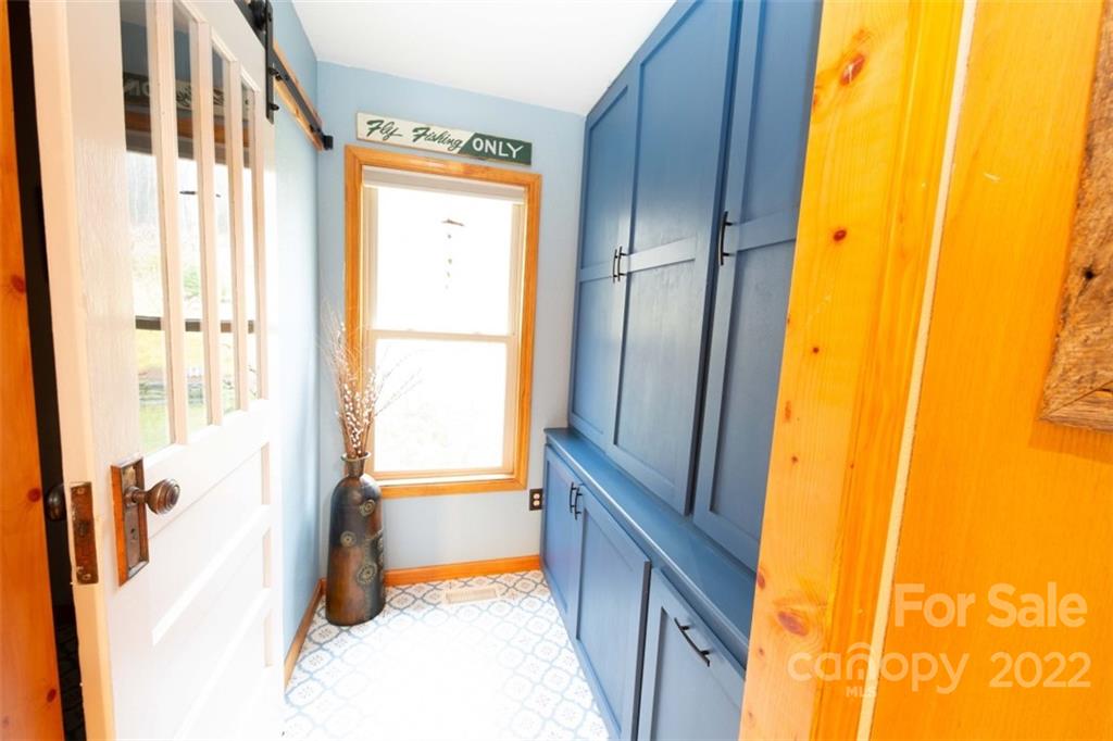 1645 Hickory Springs Road Burnsville NC 28714