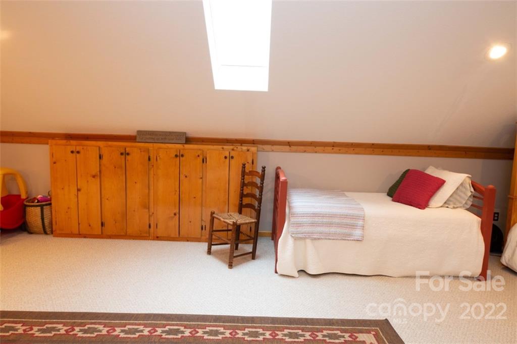 1645 Hickory Springs Road Burnsville NC 28714