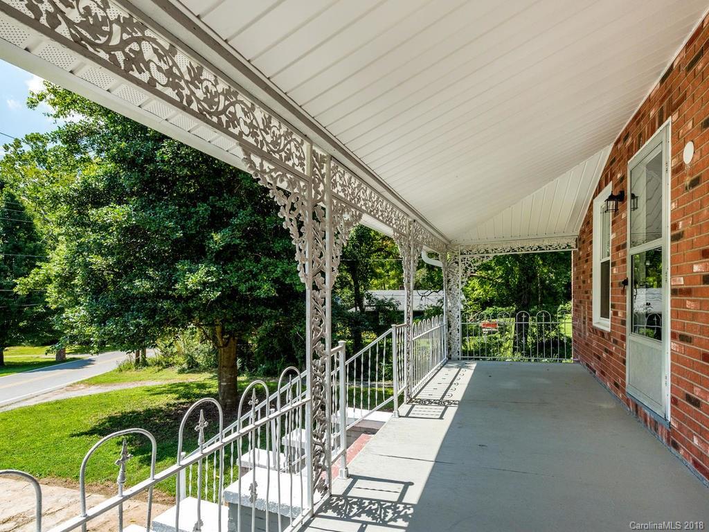 156 New Haw Creek Road Asheville NC 28805