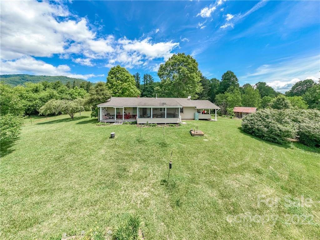 532 Pressley Road Franklin NC 28734