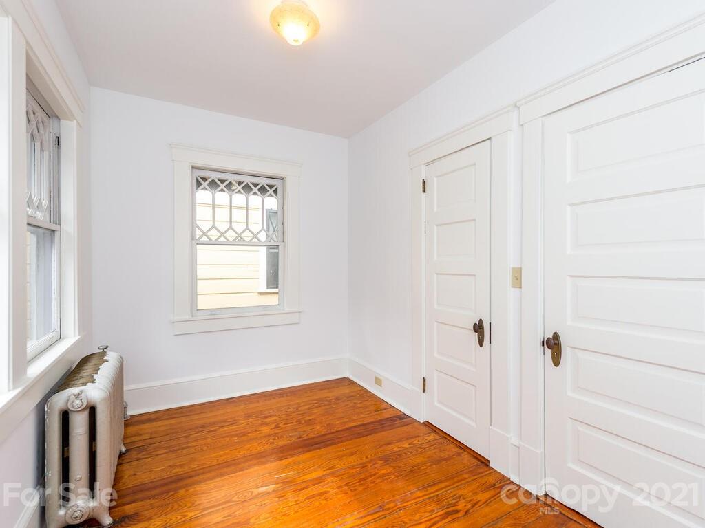 135 Flint Street Asheville NC 28801