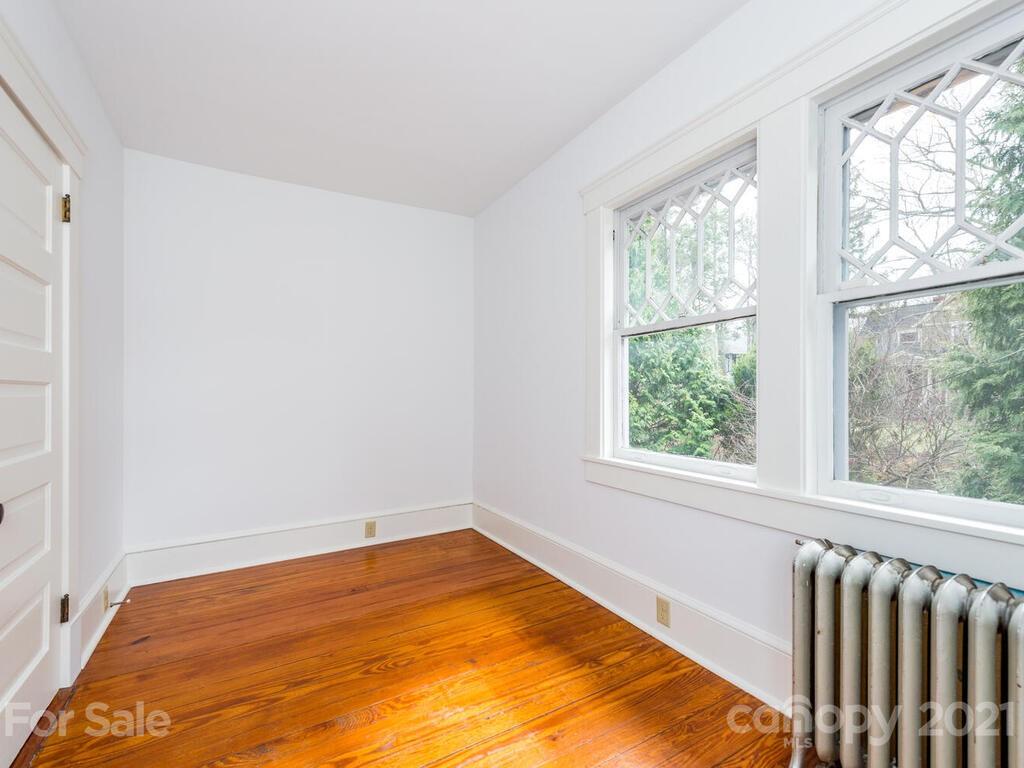 135 Flint Street Asheville NC 28801