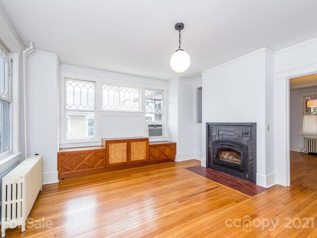 135 Flint Street Asheville NC 28801